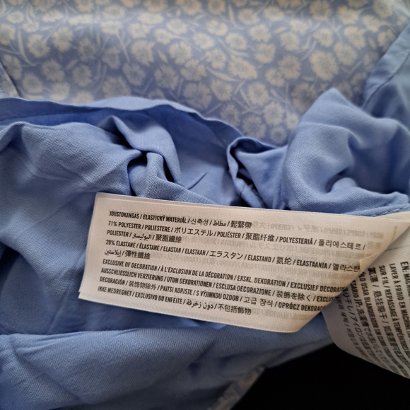 Abercrombie & Fitch Light Blue Smocked Top with Ruffle Trim - Picture 4 of 5